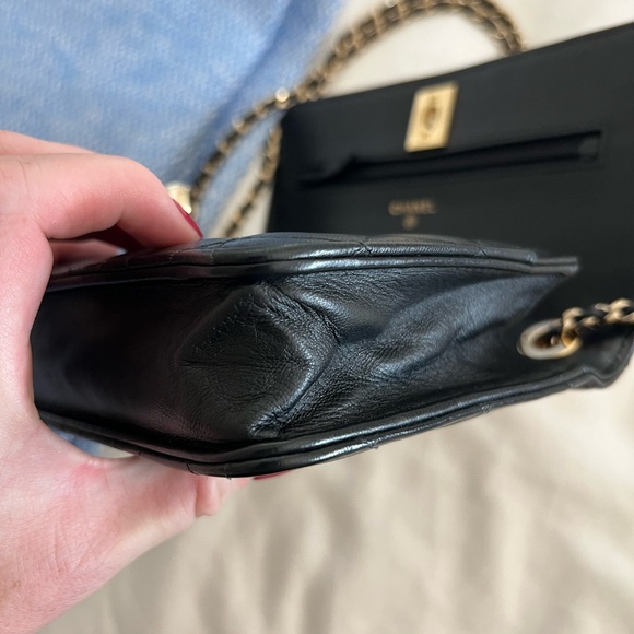 Chanel Trendy WOC Black Leather, Gold Hardware - Picture 13 of 16